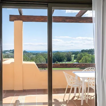 Exclusivo Atico Con Esplendidas Vistas Al Mar * Estepona