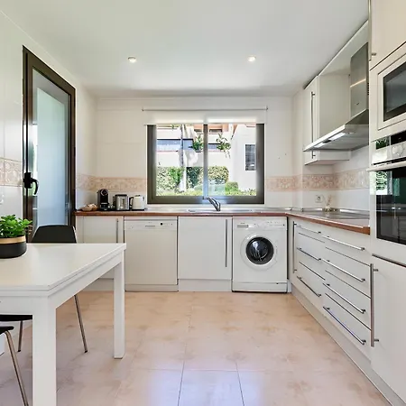 Exclusivo Atico Con Esplendidas Vistas Al Mar Estepona