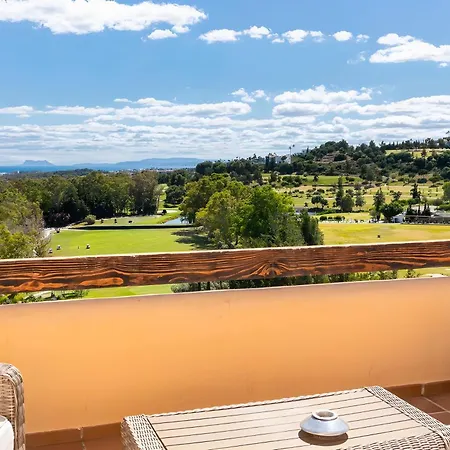 Exclusivo Atico Con Esplendidas Vistas Al Mar * Estepona